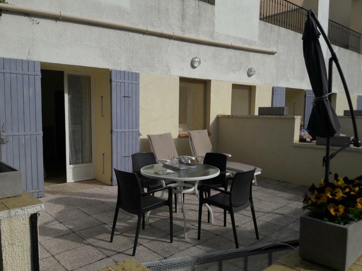 Residence Les Ecureuils Gréoux-les-Bains Exterior foto